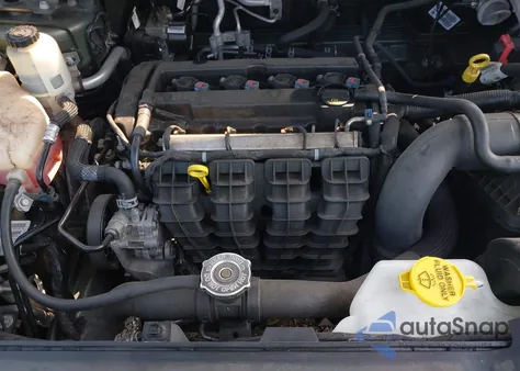 2019 Dodge Journey Se from USA, damaged, VIN 3C4PDCBB8KT804801